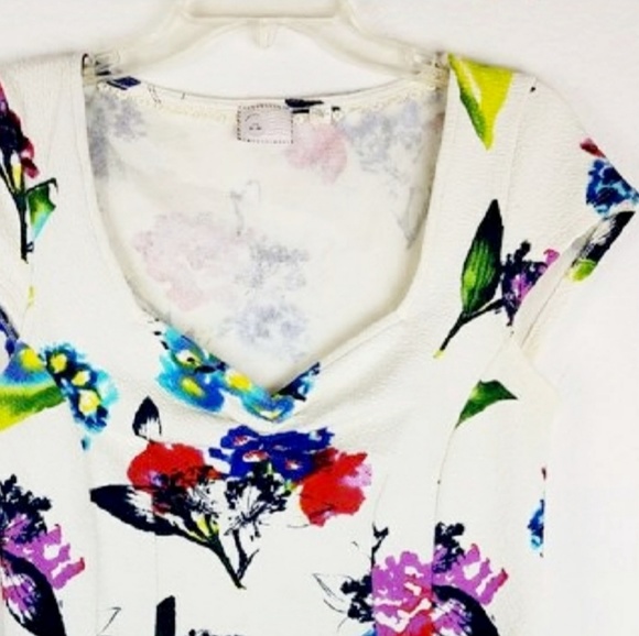 Anthropologie Postmark Mignon Peplum short sleeve size M  Floral Top - Picture 5 of 7